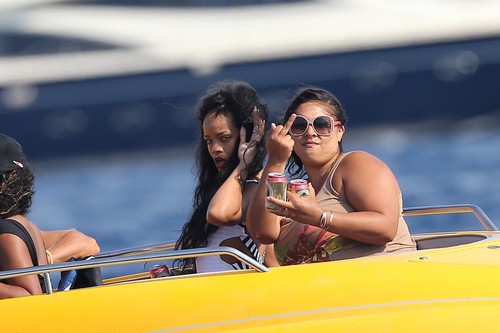  Parasailing In Cannes [24 July 2012]