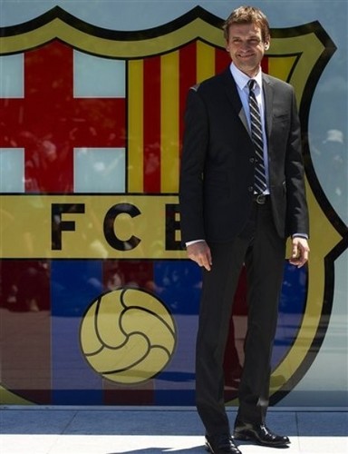  Presentation of Tito Vilanova as the new Barcelona coach