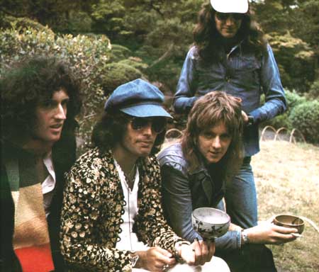  Queen 1975 in Giappone