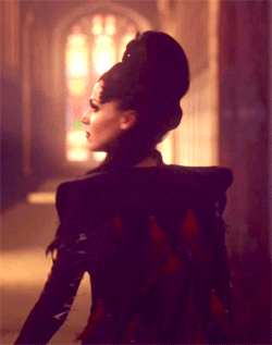  Regina MIlls/The 퀸