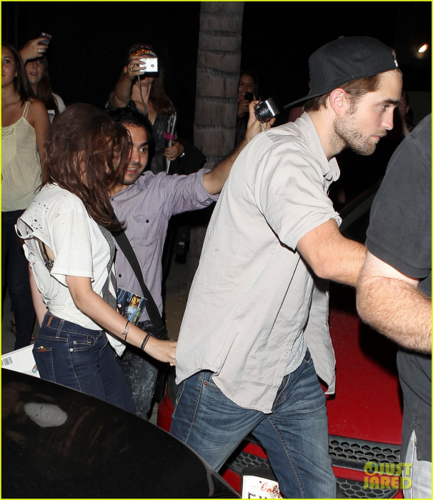 Robert - Spending the evening at The Hotel Cafe - July 19, 2012