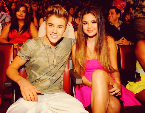  Selena & Justin at TCAS 2012