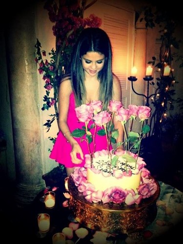  Selena's 20th Birthday