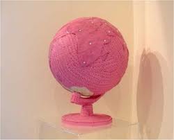  bubble gum globe