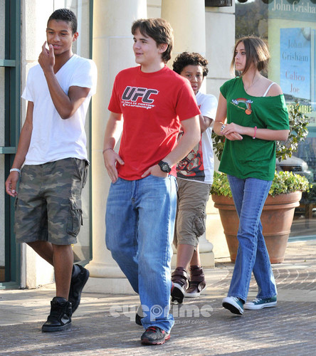 jaafar with his brother jermajesty and cousins prince and paris out in town