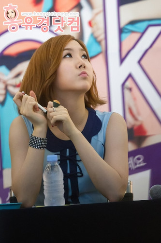  120525 Yookyung at I'Park Mall ファン Signing Event