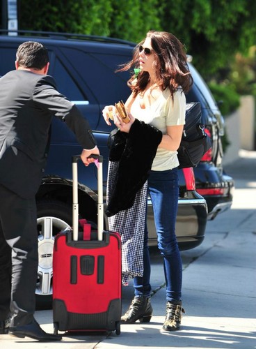  Ashley Greene arriving at LAX aiport Los Angeles July 26 2012