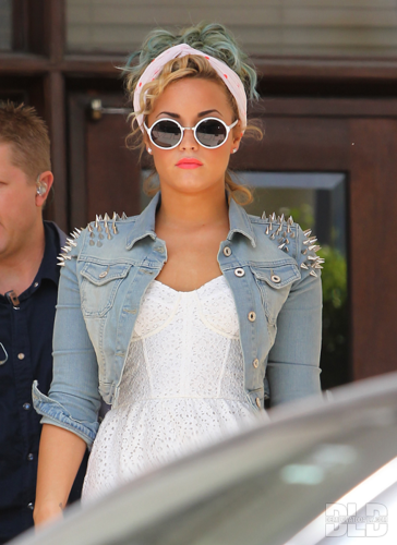  Demi - Leaves her South strand Hotel in Miami, FL - July 26, 2012