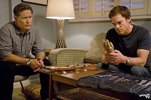  Dexter - Episode 7.02 - The Shadow Knows - Promotional foto (MQ)