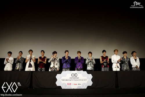  Exo in Thailand 日 3 – Official weibo 更新