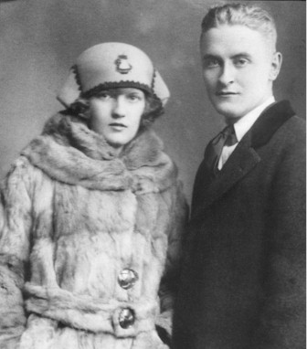  F. Scott Fitzgerald and Zelda Fitzgerald