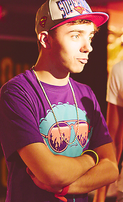  Gotta Amore him più then ever i mean look at that face Nathan <3