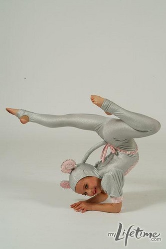  Mackenzie- Dance picture (Mouse)