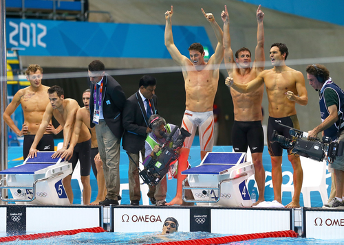  Olympics दिन 4 - Swimming