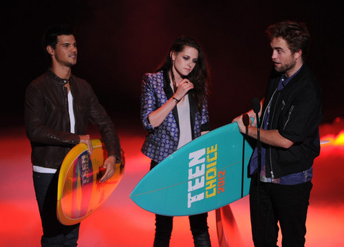  Robert Pattinson- Teen choice awards