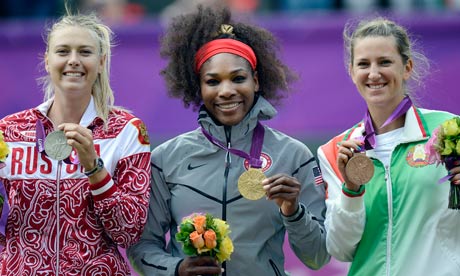  Serena Williams beats Maria Sharapova to secure olympic tenis gold.