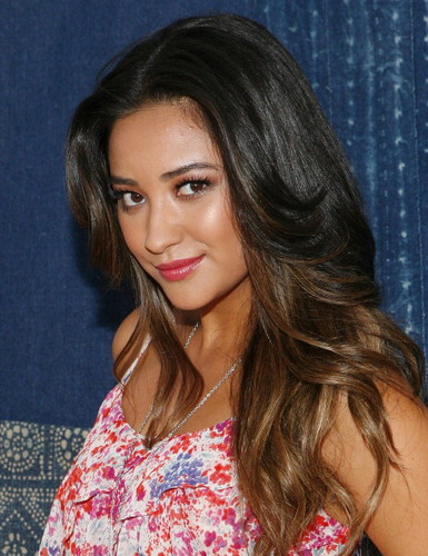  Shay at American Eagle Outfitters Live Your Life Campaign Launch (2012)