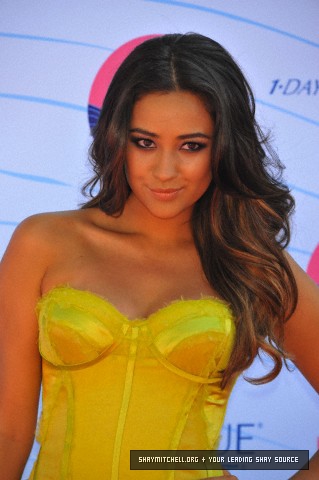 Shay at Teen Choice Awards 2012