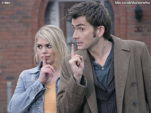  The Doctor & Rose