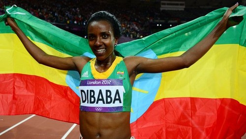  Tirunesh Dibaba of Ethiopa wins ginto in women's 10,000-meter race
