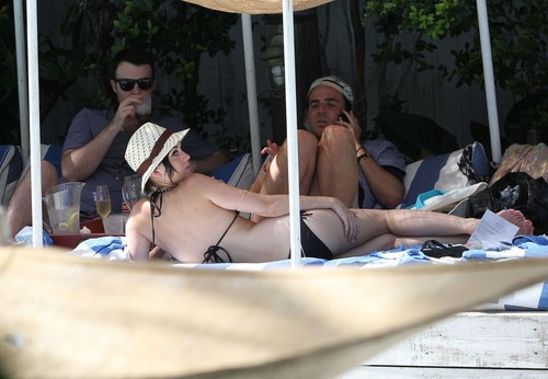  Wearing A Bikini At A Hotel Pool In Miami [26 July 2012]