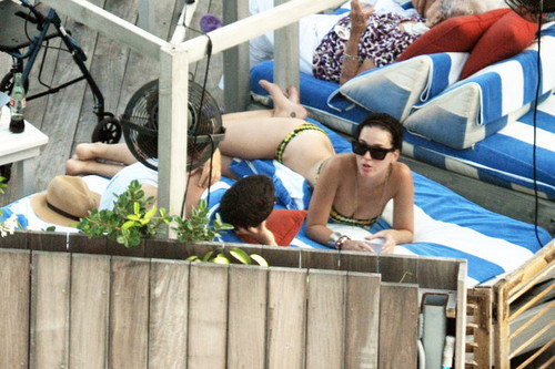 Wearing A Bikini In Miami [27 July 2012]