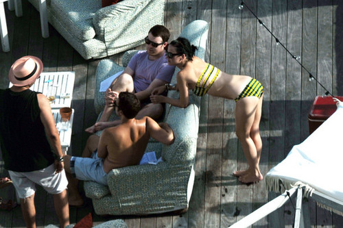  Wearing A Bikini In Miami [27 July 2012]