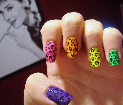  colorful-cute-nail