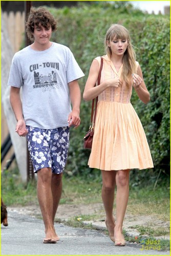taylor swift and conor kennedy
