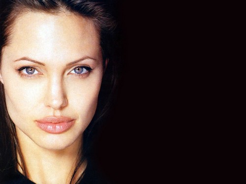  Angelina <3