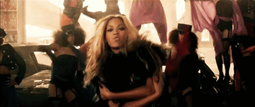  Beyoncé in ‘Run The World (Girls)’ Музыка video