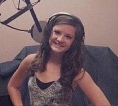  Brooke Recording 'Summer Cinta Song'