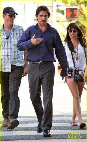  Christian Bale on the set of 'Knight of Cups'