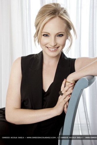  New outtakes from Candice's photoshoot with TV Guide (January 2011).