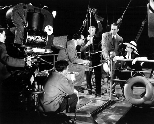  Now, Voyager - Behind the scenes