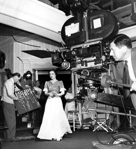  Now, Voyager - Behind the scenes
