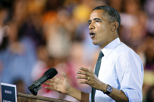  Obama Takes Two-Day Campaign lung lay, swing Through Colorado [August 9, 2012]