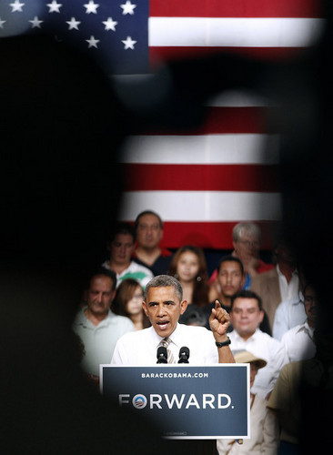  Obama Takes Two-Day Campaign झूला, स्विंग Through Colorado [August 9, 2012]