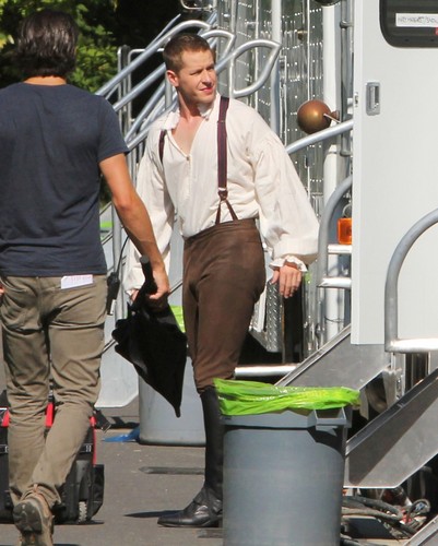  Once Upon A Time - Season 2 - August 9th set foto-foto