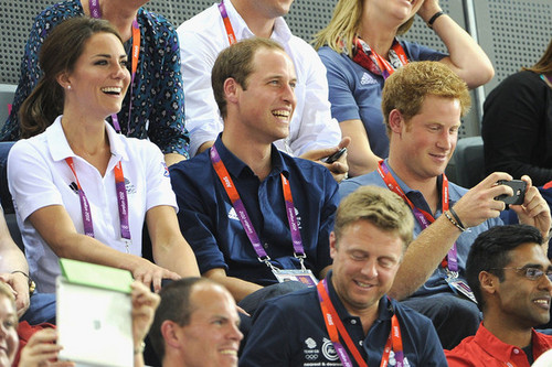  Prince William, Duke of Cambridge and Prince Harry during siku 6 of the London 2012 Olympic Games