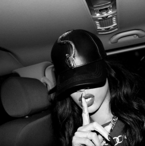  Rihanna shares some foto's on facebook from the 'Peace and Love Festival and Kollen Festival 31/8/12
