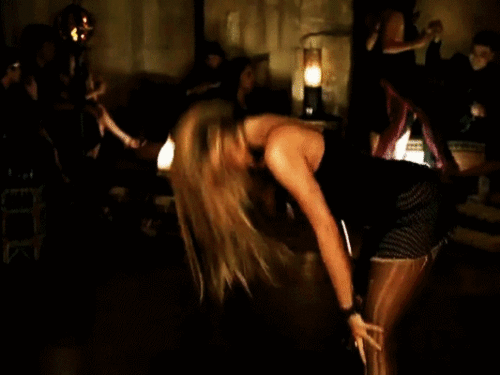  Shakira in ‘Objection (Tango)’ muziek video