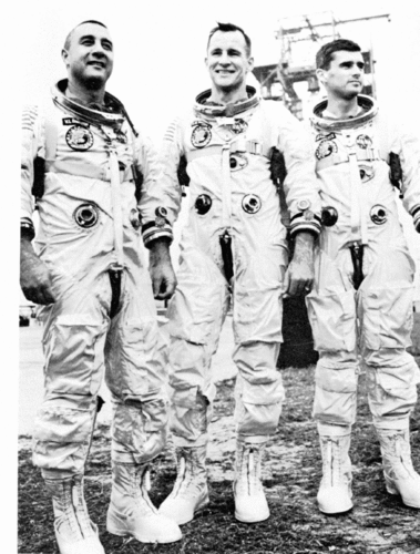  the Apollo 1 launch pad api, kebakaran that killed astronauts Gus Grissom, Roger Chaffee and Ed White