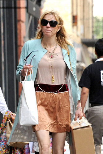  Courtney 愛 Shops in NYC