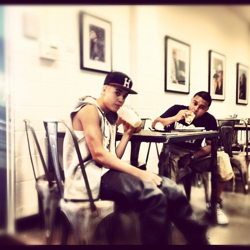  Justin Bieber and Alfredo Flores