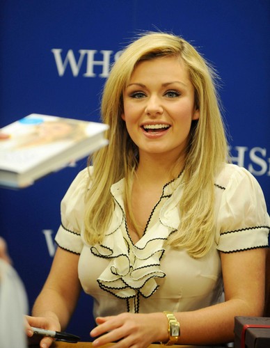  Katherine Jenkins Signing Her Autobiography Time to Say Hello