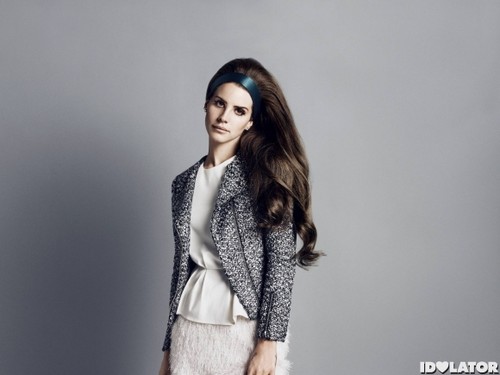 Lana Del Rey Models For H&M