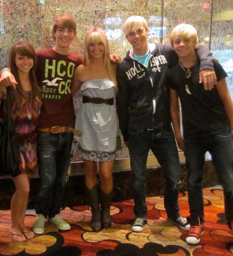 R5 with fans