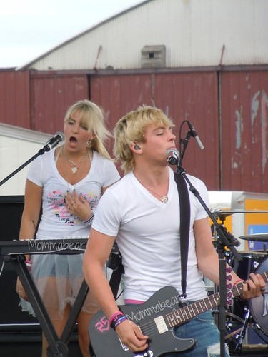  Rydel and Ross