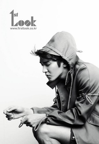  Super Junior’s Siwon in 1st Look magazine